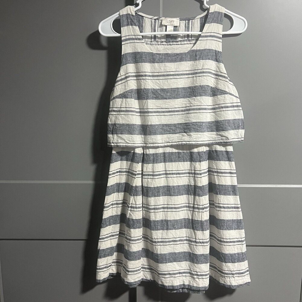 Loft Linen Blend Peek-A-Boo Back Sleeveless Dress Pleated Stripe Size 4 Career